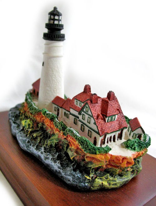 mini lighthouse figurines