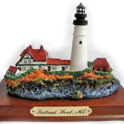 mini lighthouse figurines